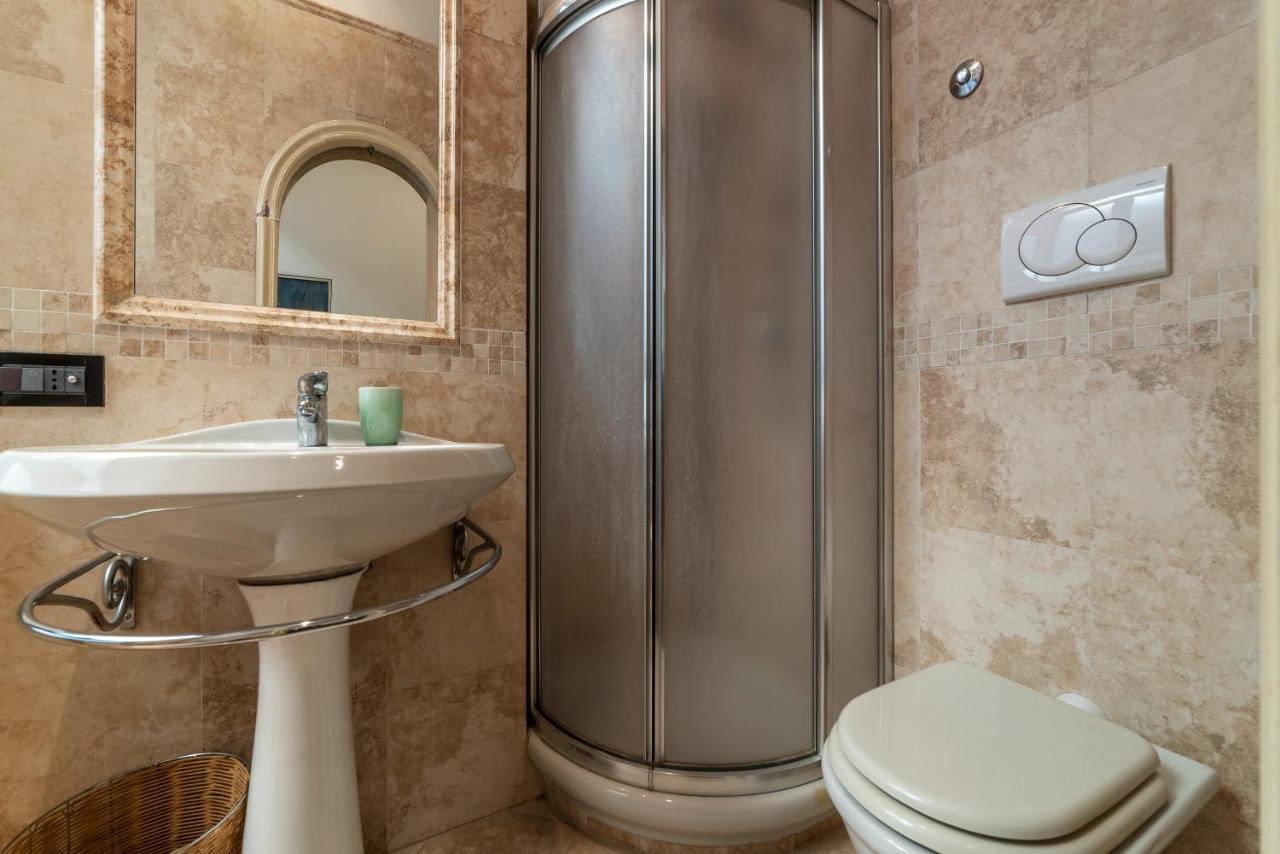 Piazza Di Spagna Elegant Apartment Rzym Zewnętrze zdjęcie