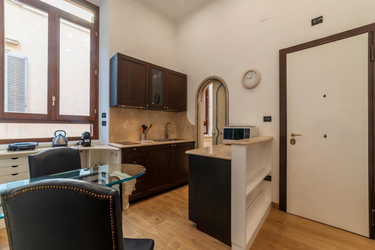 Piazza Di Spagna Elegant Apartment Rzym Zewnętrze zdjęcie